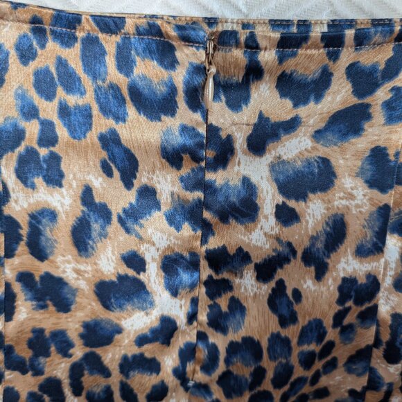 Lulu’s Global Icon Tan & Navy Blue Leopard Print Satin Midi Skirt Size Small - Picture 11 of 11